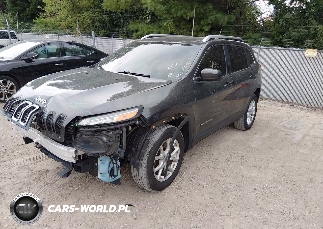 2014 Jeep Cherokee Latitude VIN:1C4PJLCB3EW185160 - 2