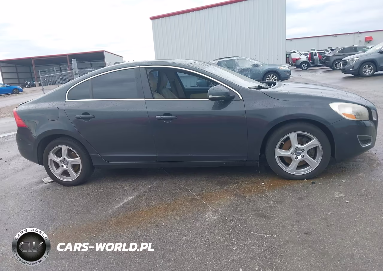 2013 Volvo S60 T5 VIN:YV1612FS7D2199306 - 13