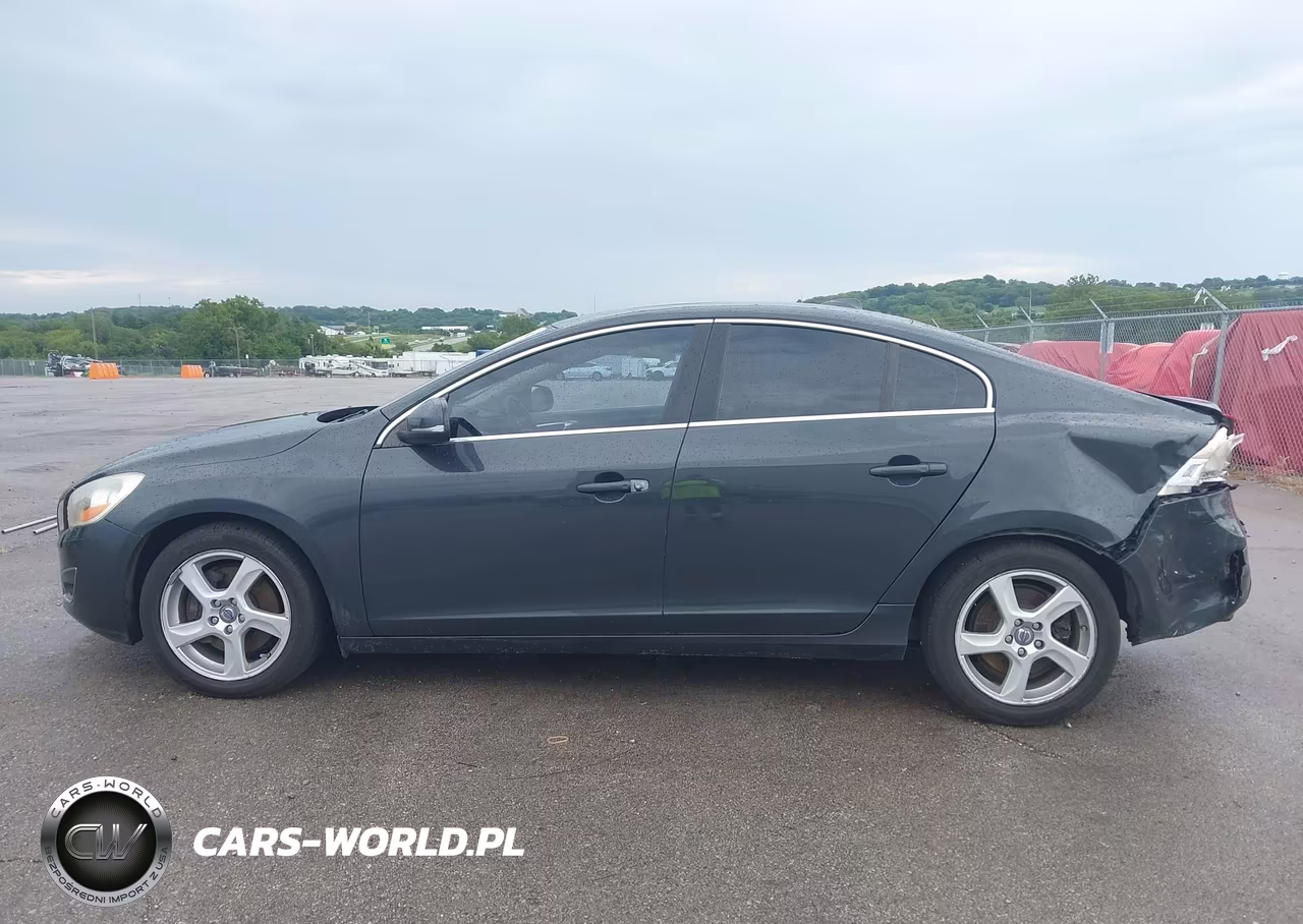 2013 Volvo S60 T5 VIN:YV1612FS7D2199306 - 14