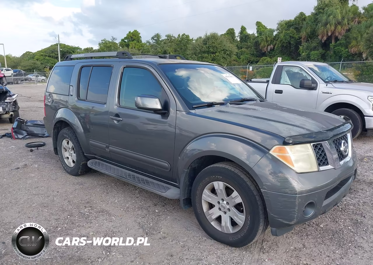2005 Nissan Pathfinder Se