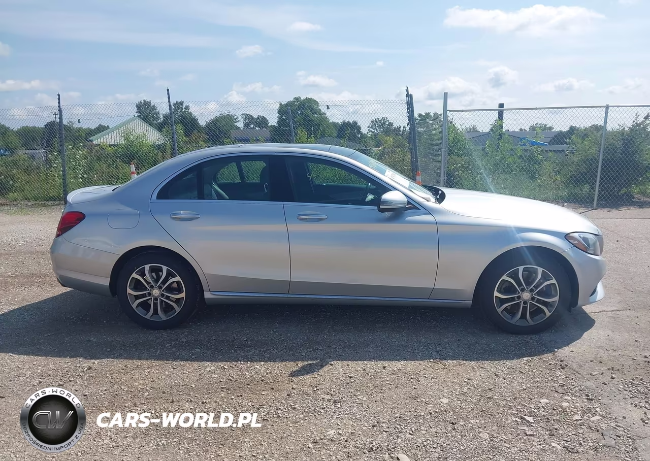 2016 Mercedes-Benz C 300 4Matic VIN:55SWF4KB8GU112912 - 13