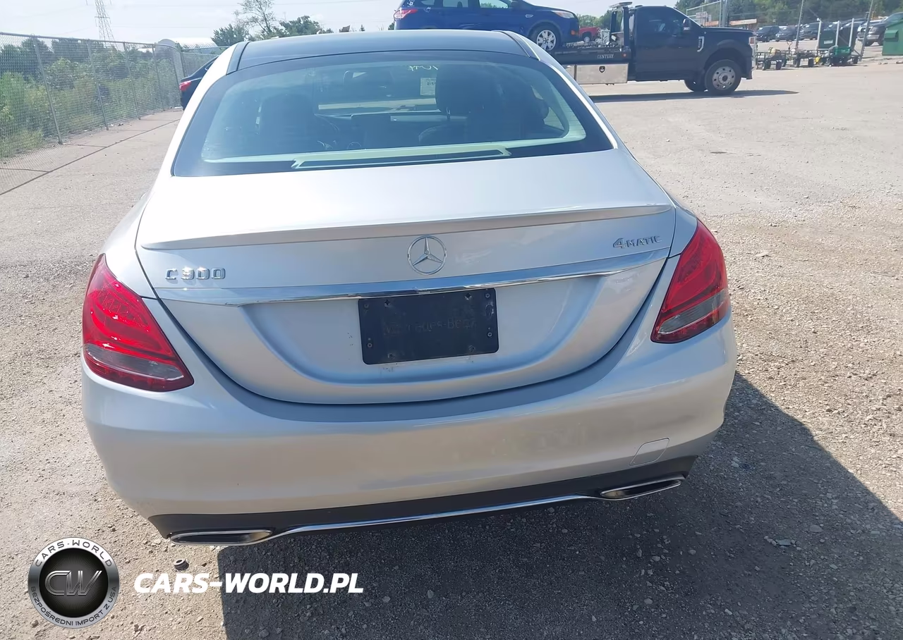 2016 Mercedes-Benz C 300 4Matic VIN:55SWF4KB8GU112912 - 16