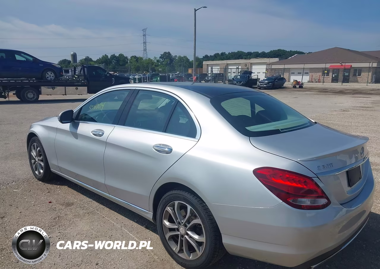 2016 Mercedes-Benz C 300 4Matic VIN:55SWF4KB8GU112912 - 3