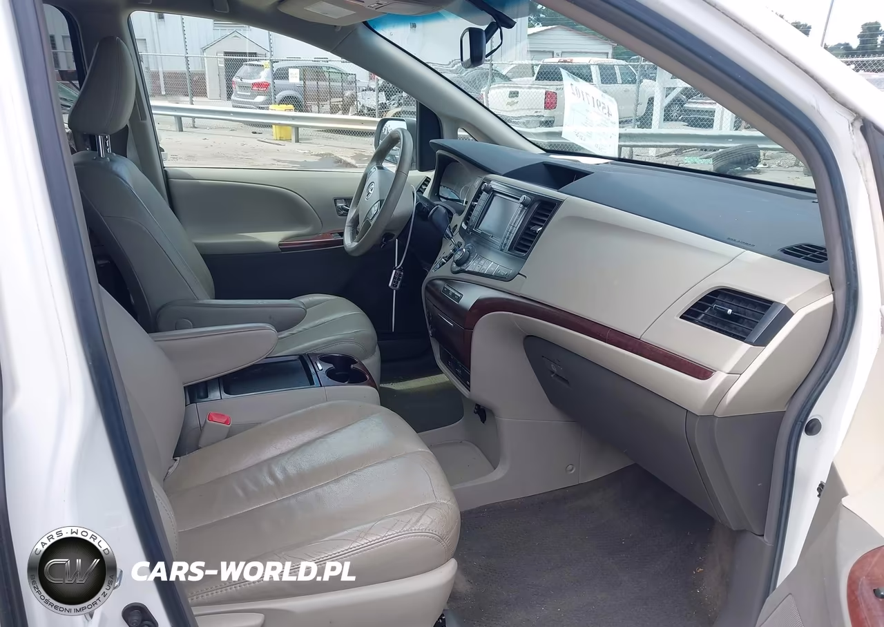 2011 Toyota Sienna Xle V6 VIN:5TDYK3DCXBS157800 - 5
