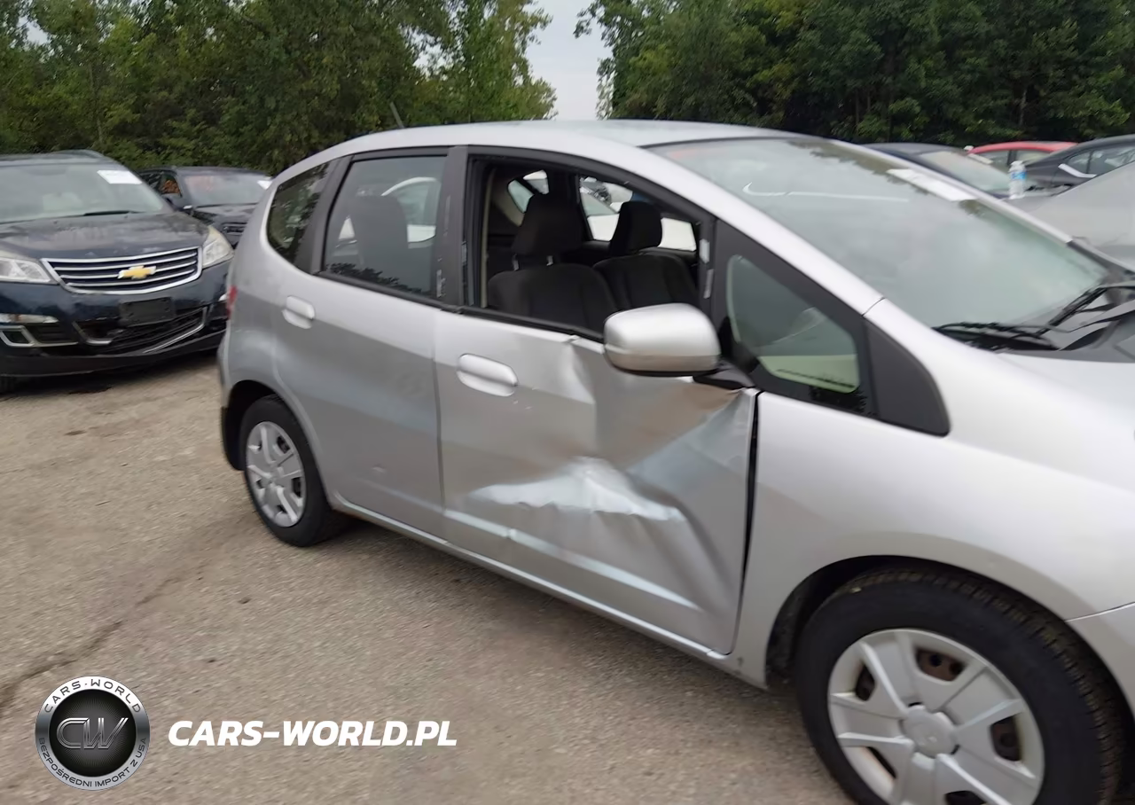2012 Honda Fit VIN:JHMGE8H31CS005261 - 6
