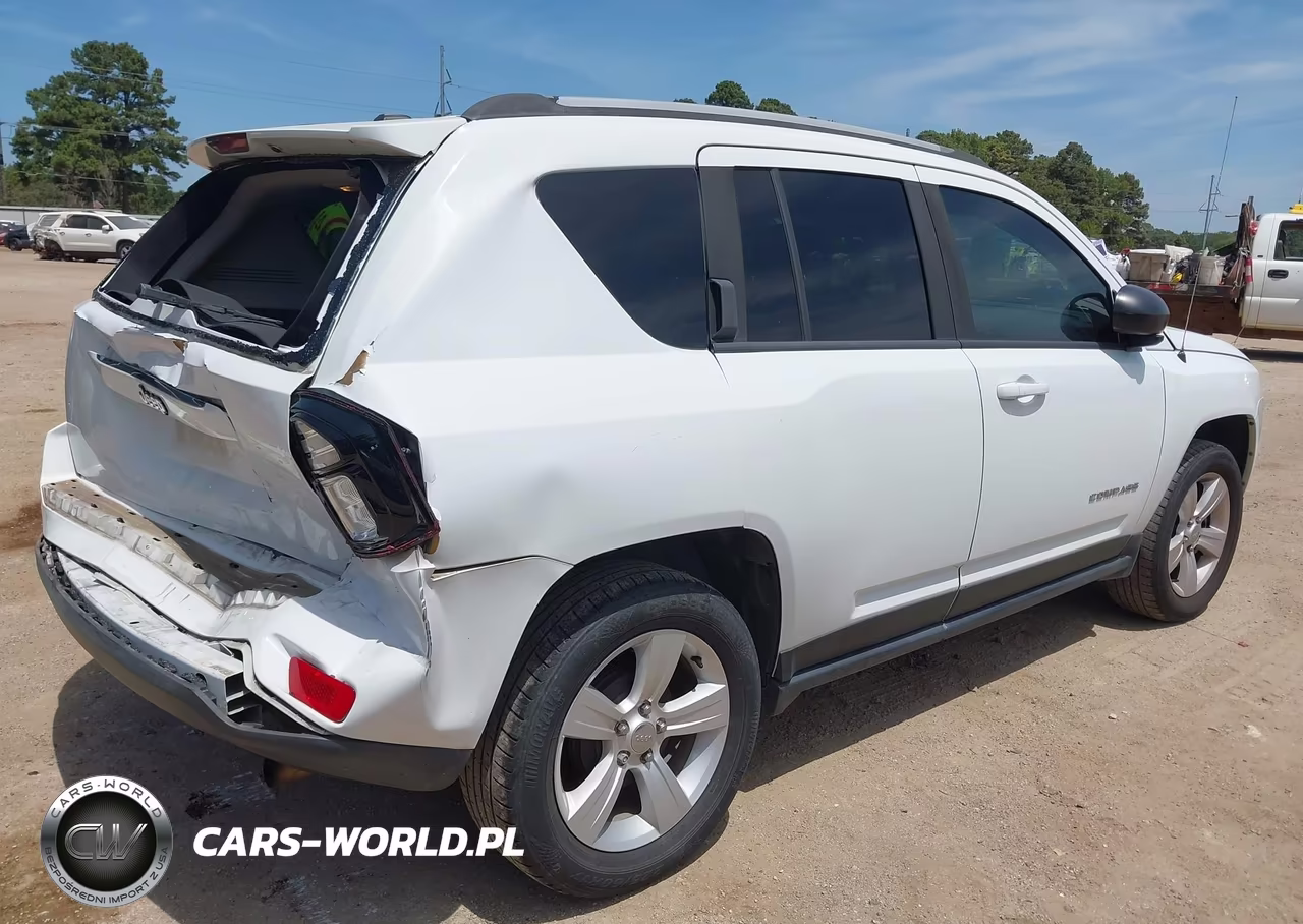 2016 Jeep Compass Sport VIN:1C4NJCBA6GD793902 - 4