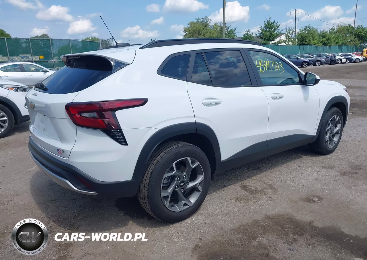 2025 Chevrolet Trax Fwd Lt VIN:KL77LHEP6SC301879 - 4