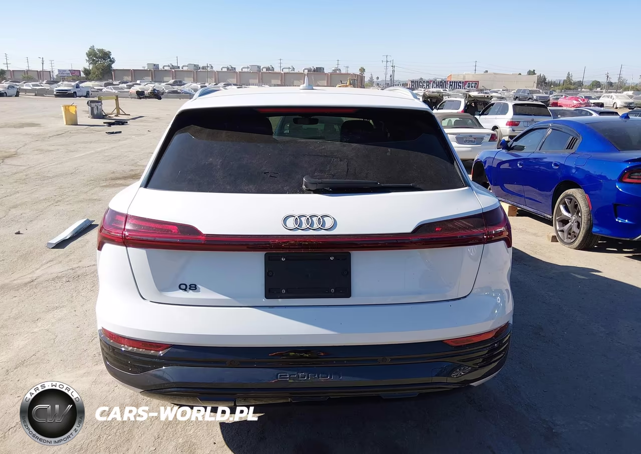 2024 Audi Q8 E-Tron Premium Plus Quattro VIN:WA15AAGE0RB031321 - 17