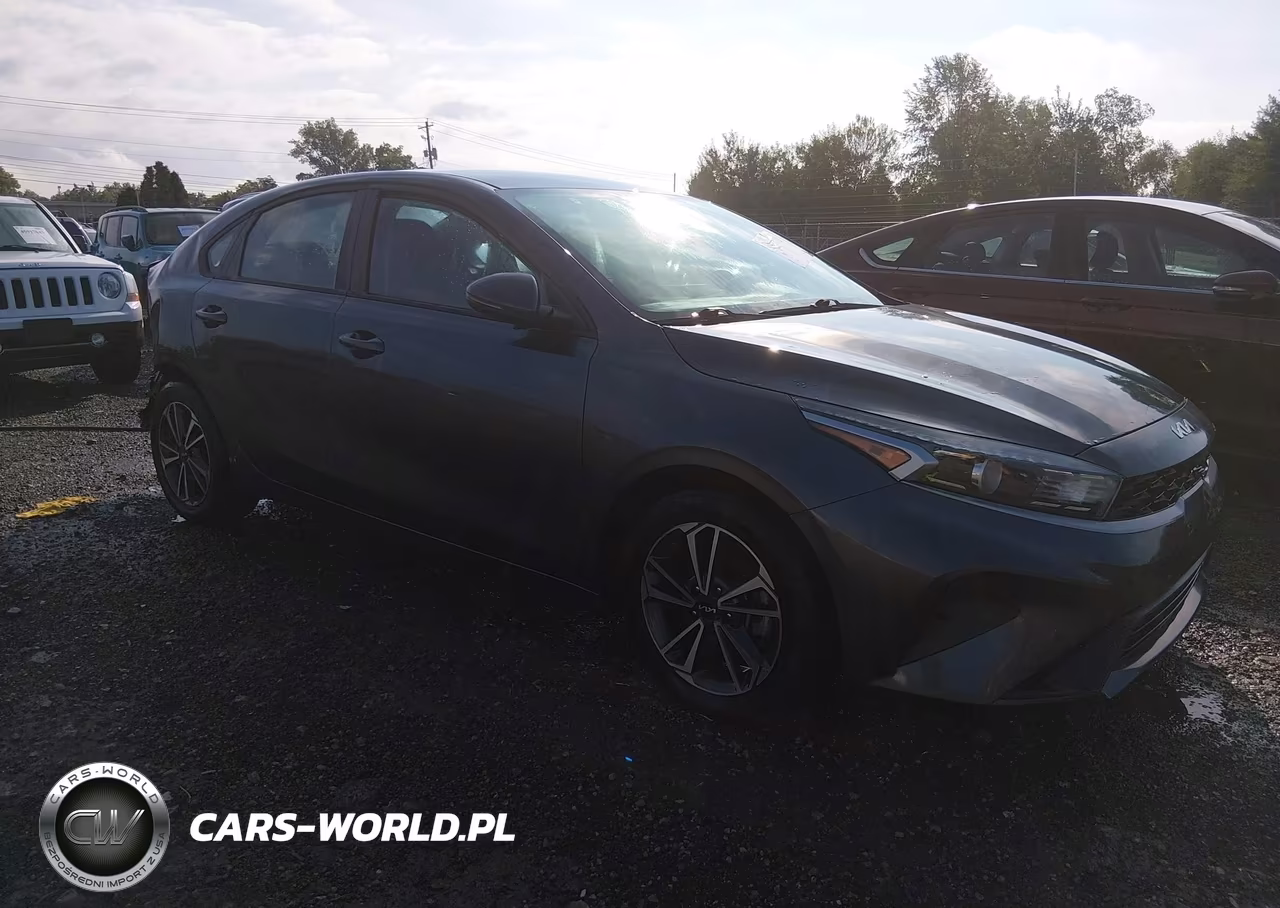 2023 Kia Forte Lxs – zdjęcie 1 z 16