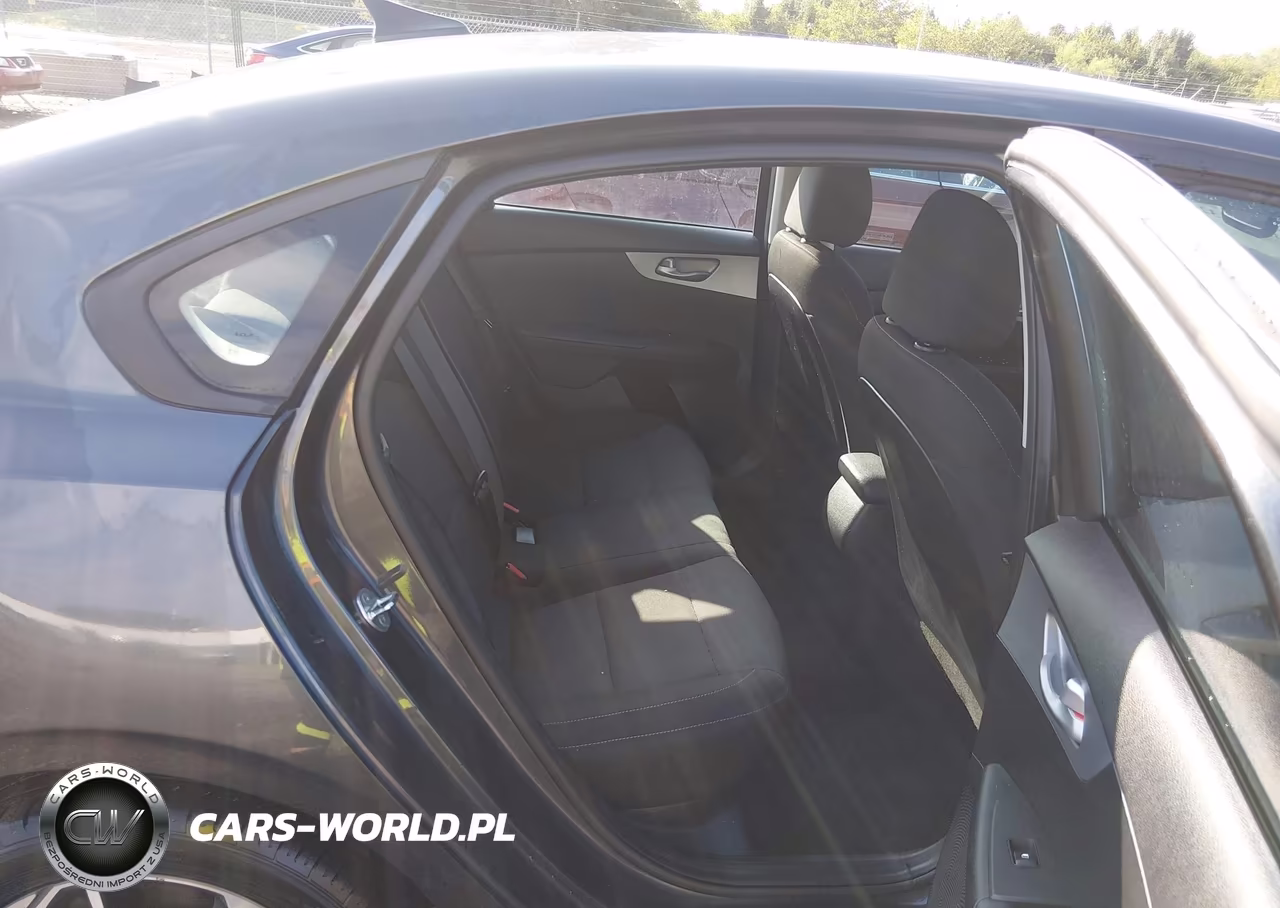 2023 Kia Forte Lxs VIN:3KPF24AD0PE530774 - 8