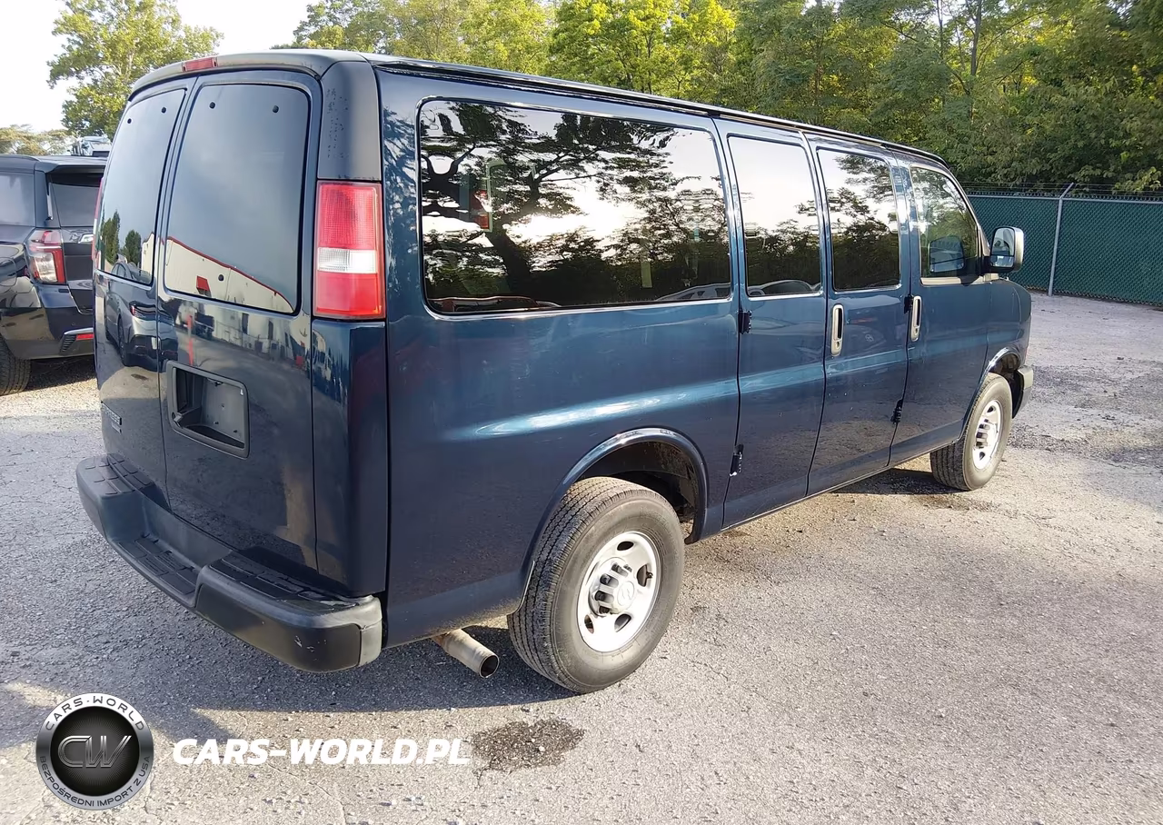 2015 Chevrolet Express 2500 Ls VIN:1GAWGPFFXF1281469 - 4