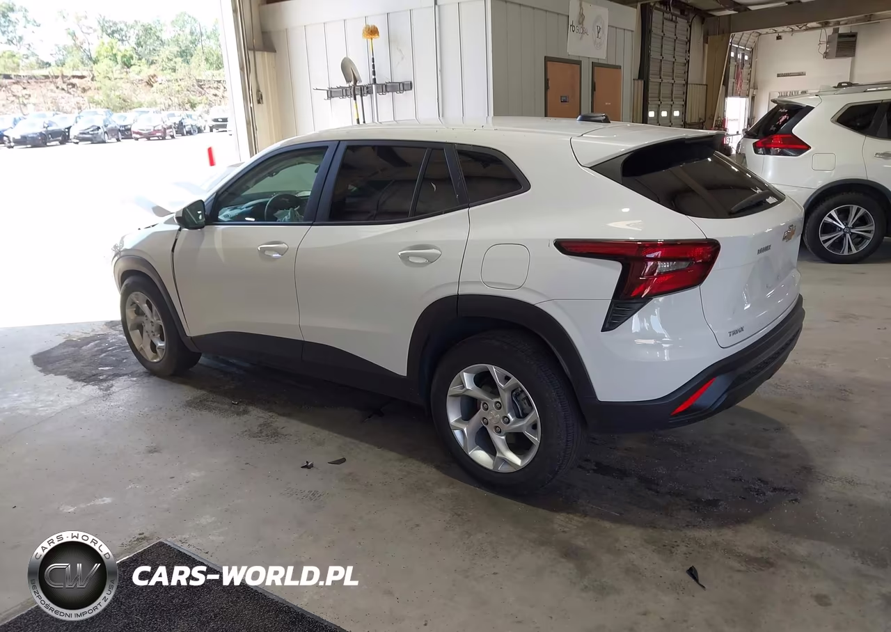 2024 Chevrolet Trax Fwd Sp VIN:KL77LFE26RC098656 - 3