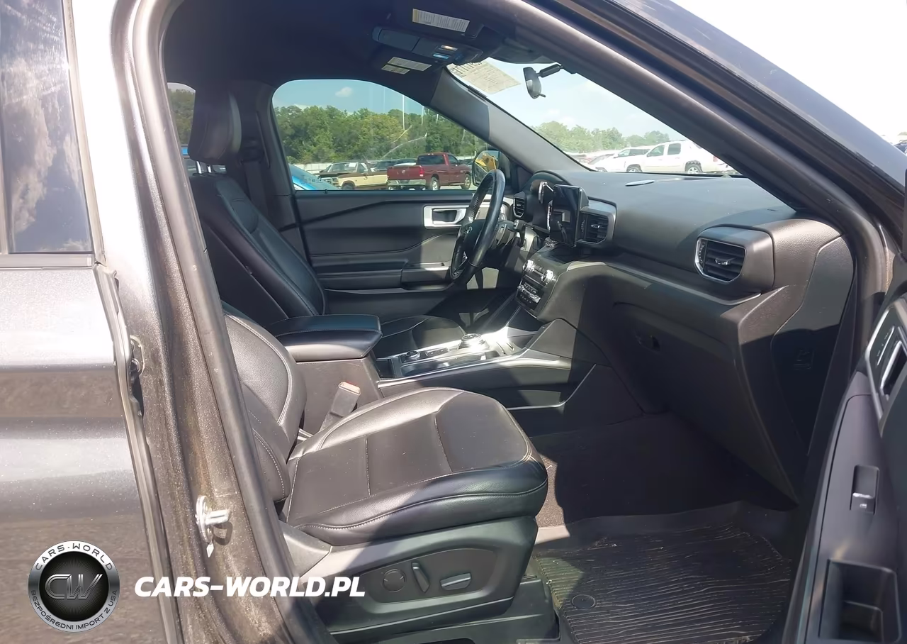 2020 Ford Explorer Xlt VIN:1FMSK8DH3LGB46269 - 5