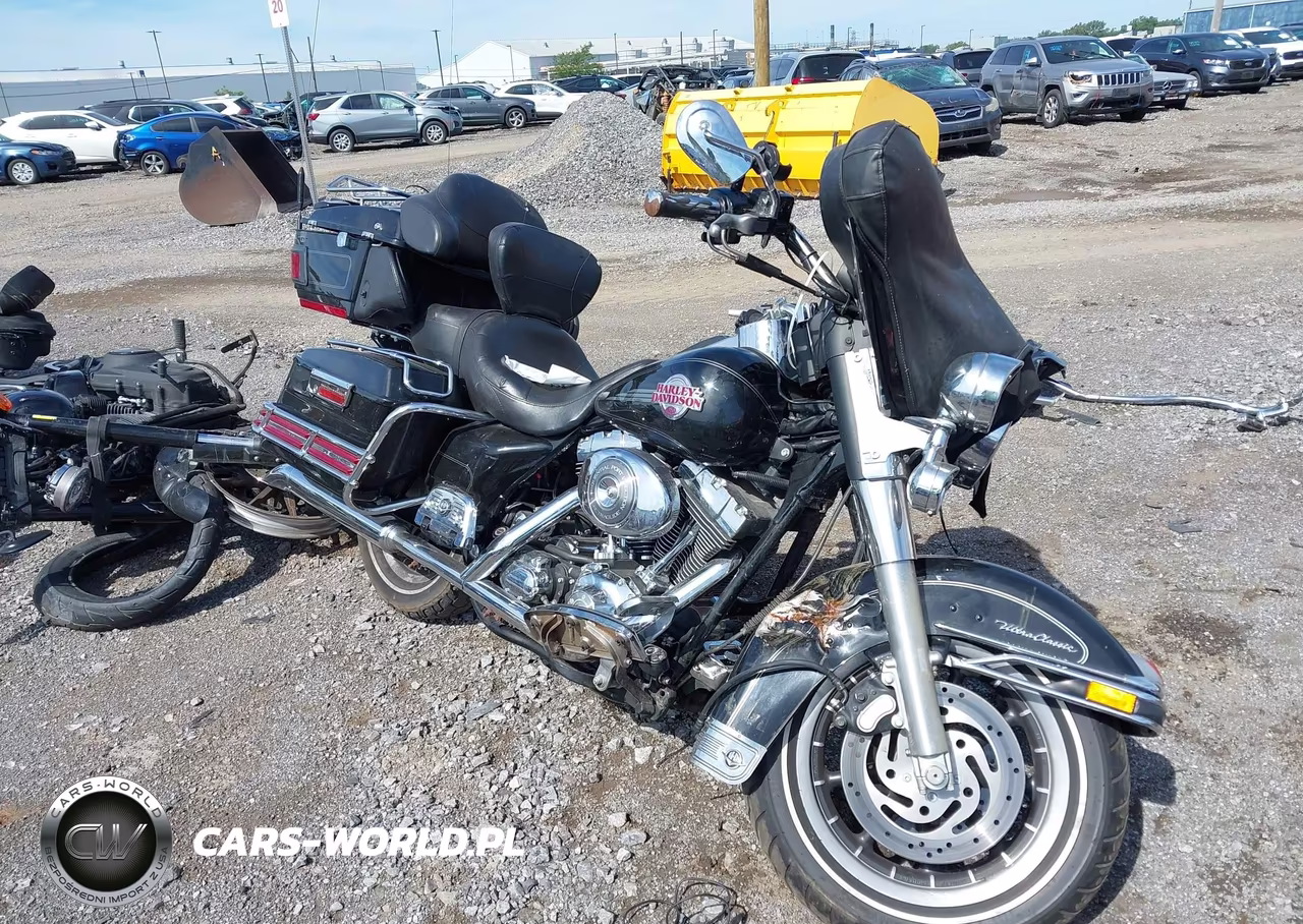 2006 Harley-Davidson Flhtcui VIN:1HD1FCW186Y655018 - 1