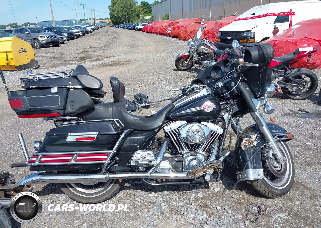 2006 Harley-Davidson Flhtcui VIN:1HD1FCW186Y655018 - 13