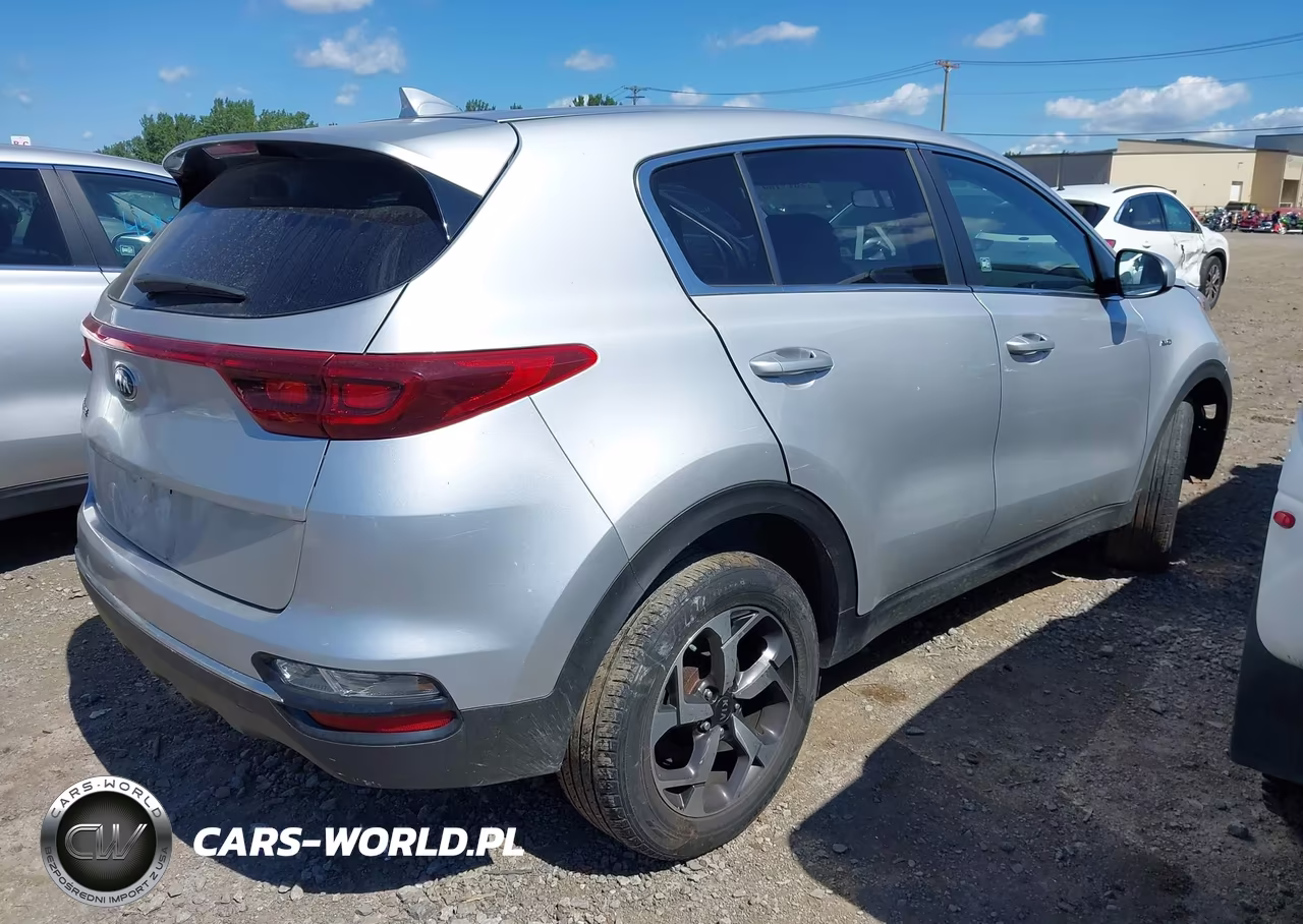 2020 Kia Sportage Lx VIN:KNDPMCAC7L7827874 - 4