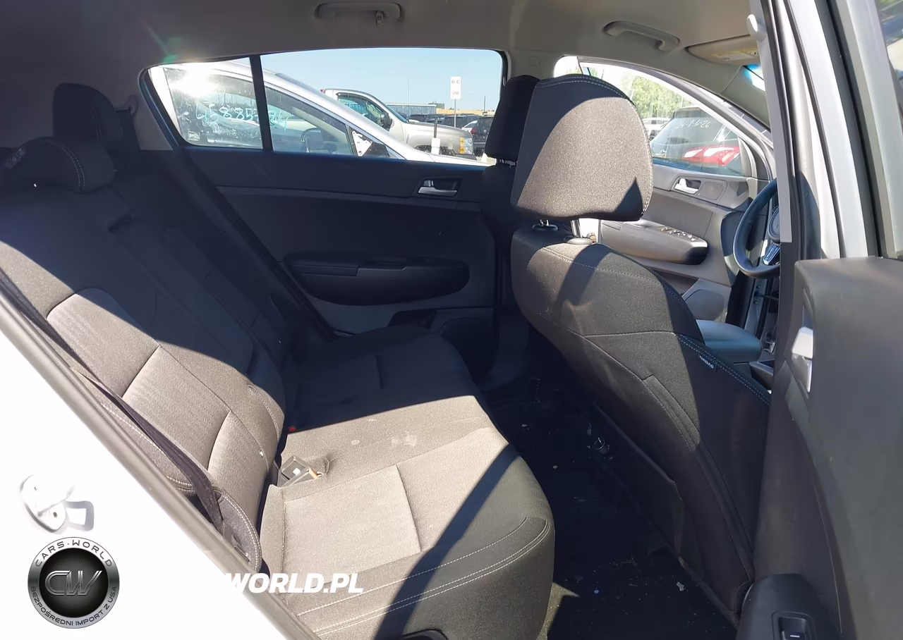 2020 Kia Sportage Lx VIN:KNDPMCAC7L7827874 - 8