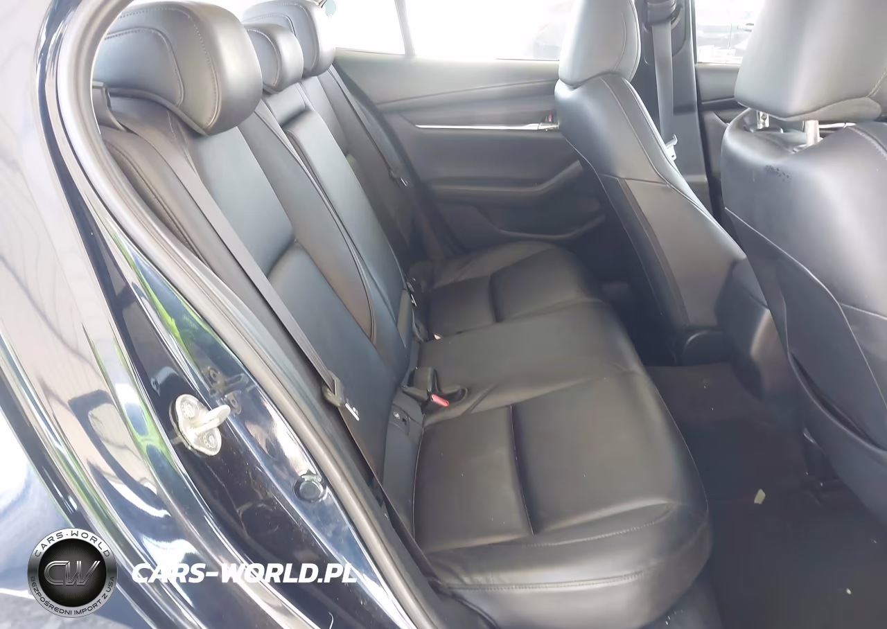 2019 Mazda Mazda3 Select Package VIN:JM1BPBAM5K1146652 - 8