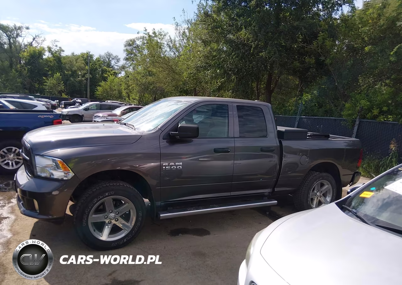 2017 Ram 1500 Express 4X4 6'4 Box VIN:1C6RR7FG7HS842559 - 14