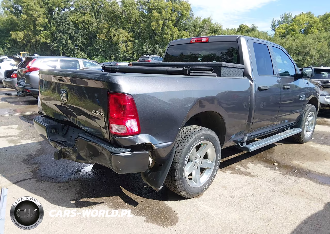 2017 Ram 1500 Express 4X4 6'4 Box VIN:1C6RR7FG7HS842559 - 4
