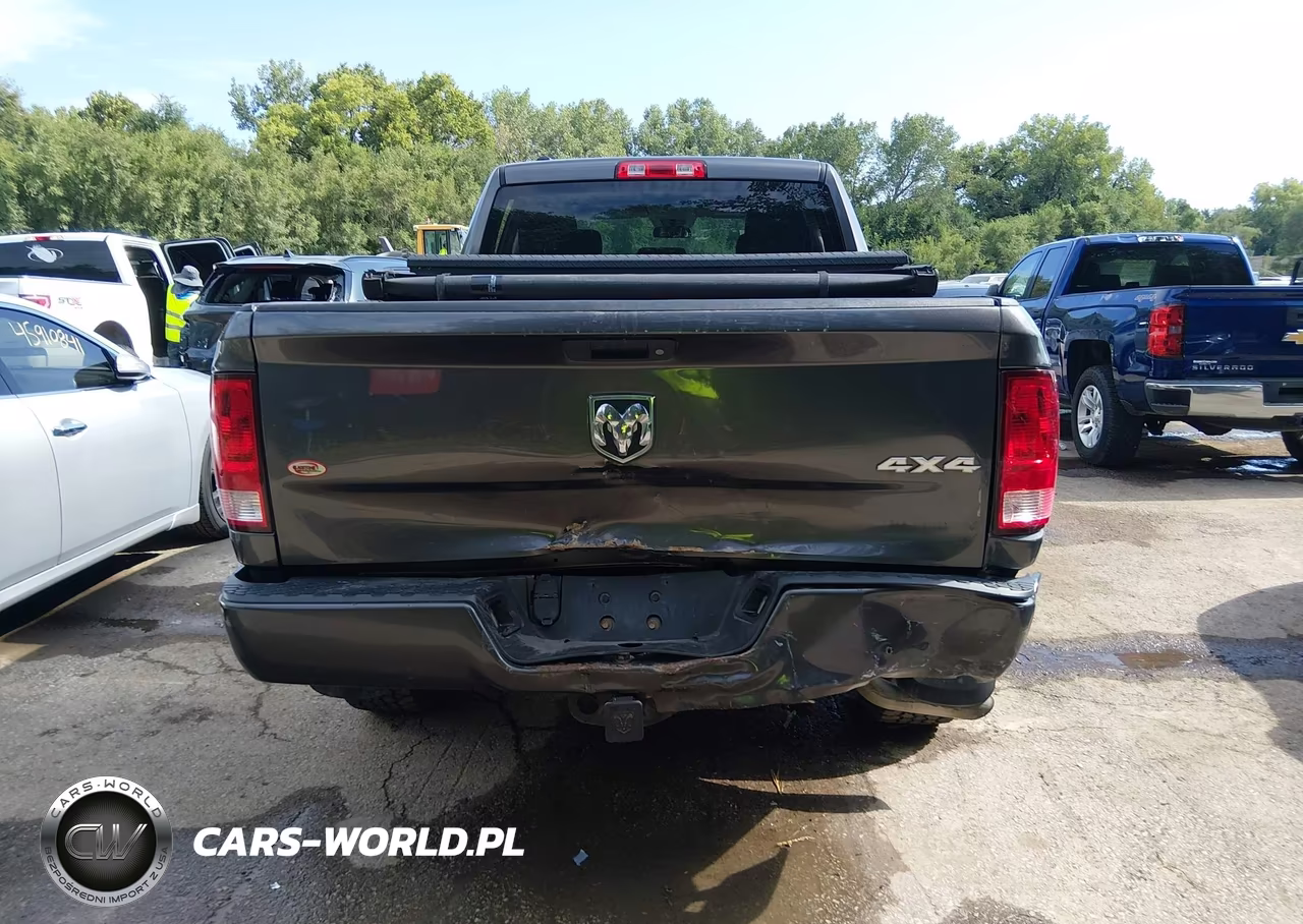 2017 Ram 1500 Express 4X4 6'4 Box VIN:1C6RR7FG7HS842559 - 6