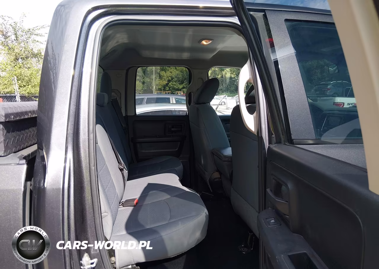 2017 Ram 1500 Express 4X4 6'4 Box VIN:1C6RR7FG7HS842559 - 8