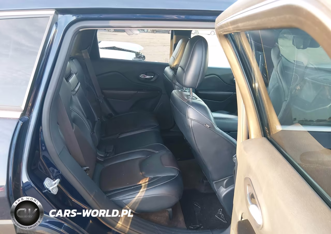 2015 Jeep Cherokee Limited VIN:1C4PJLDB0FW525784 - 8