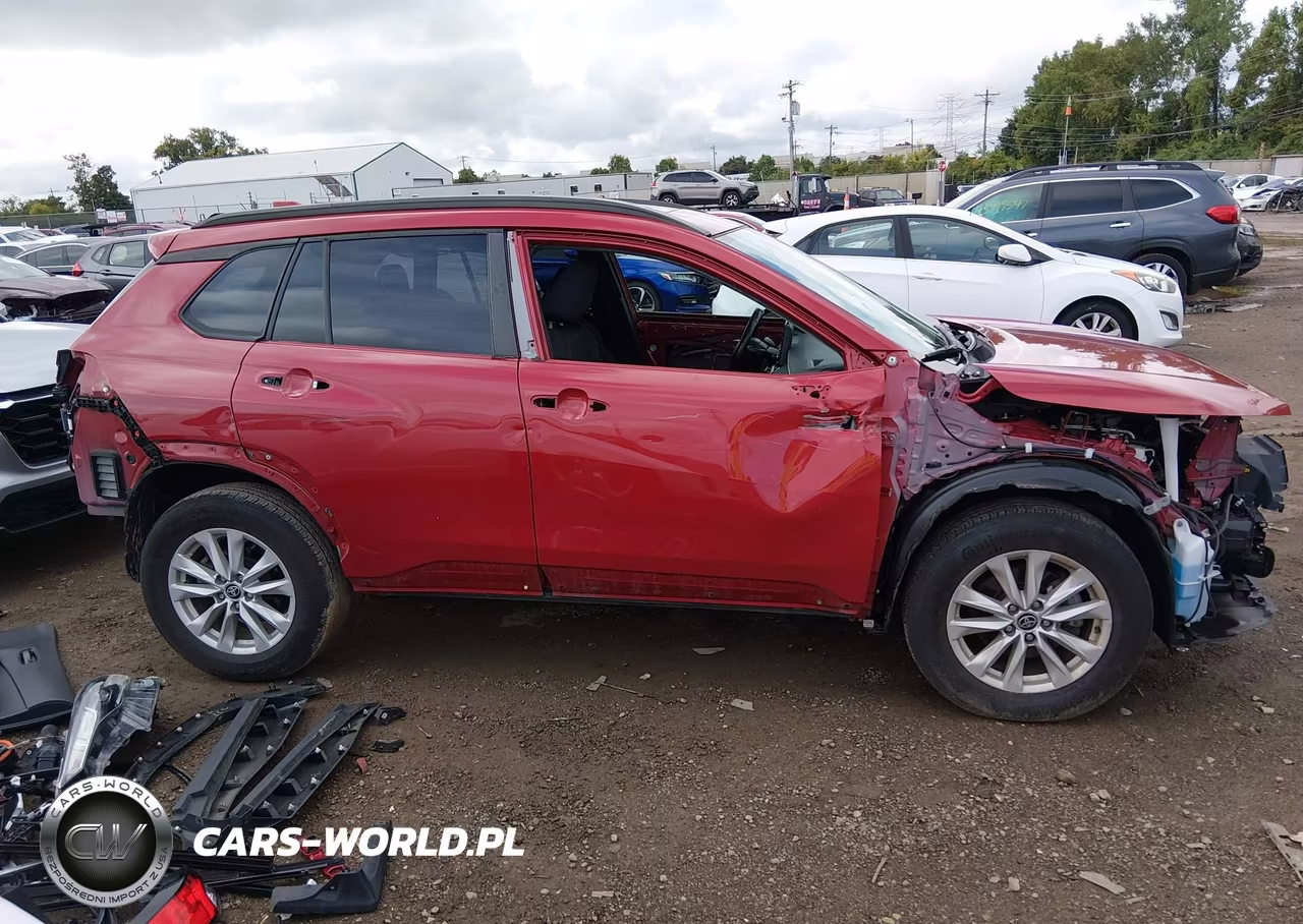 2022 Toyota Corolla Cross Le VIN:7MUBAAAG8NV021549 - 14