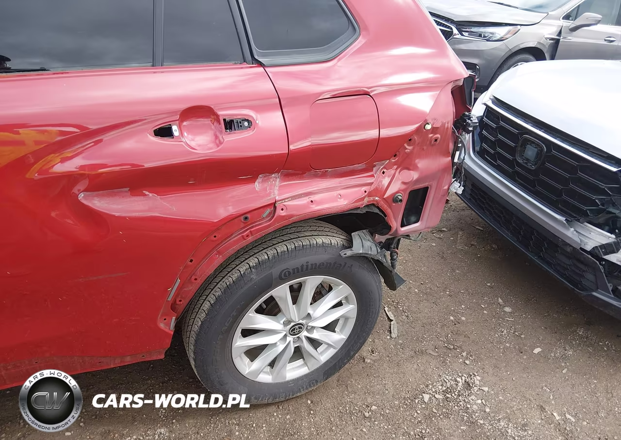2022 Toyota Corolla Cross Le VIN:7MUBAAAG8NV021549 - 18
