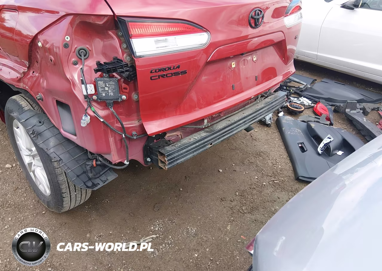 2022 Toyota Corolla Cross Le VIN:7MUBAAAG8NV021549 - 19
