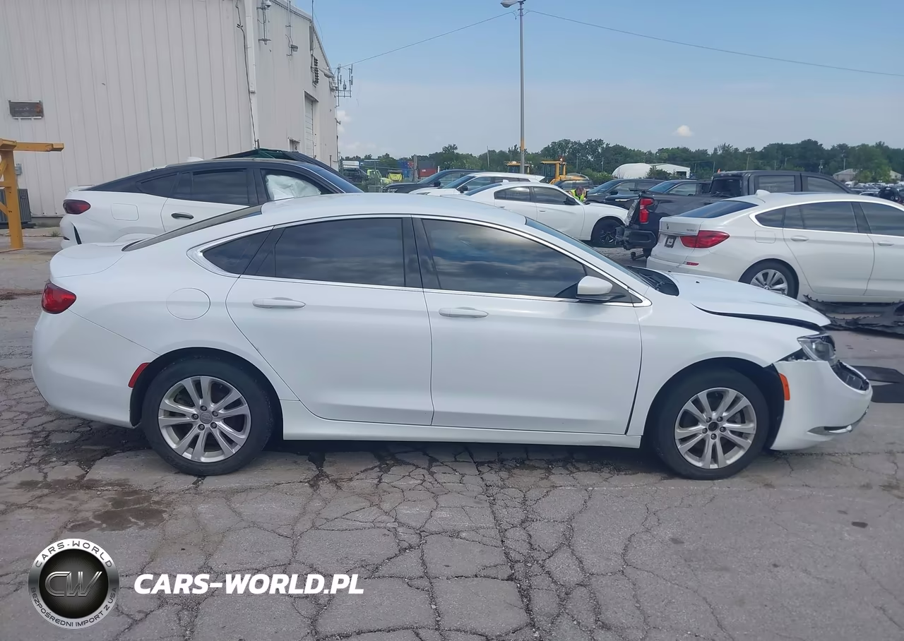 2017 Chrysler 200 Limited Platinum VIN:1C3CCCAB0HN512110 - 13