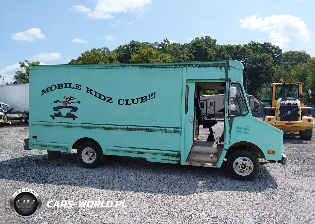 1991 Chevrolet P30 VIN:1GCJP32K2M3308310 - 13