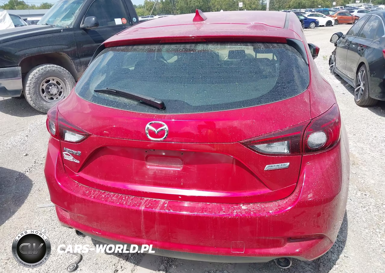 2018 Mazda Mazda3 Touring VIN:3MZBN1L3XJM228802 - 16