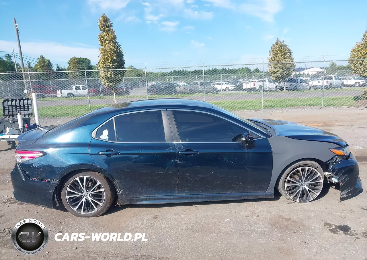 2018 Toyota Camry Se VIN:4T1B11HK6JU529007 - 13