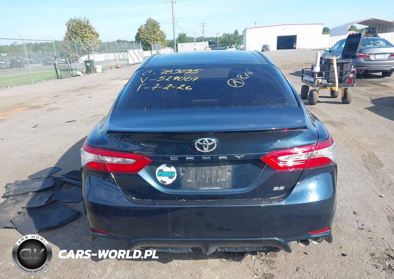 2018 Toyota Camry Se VIN:4T1B11HK6JU529007 - 16
