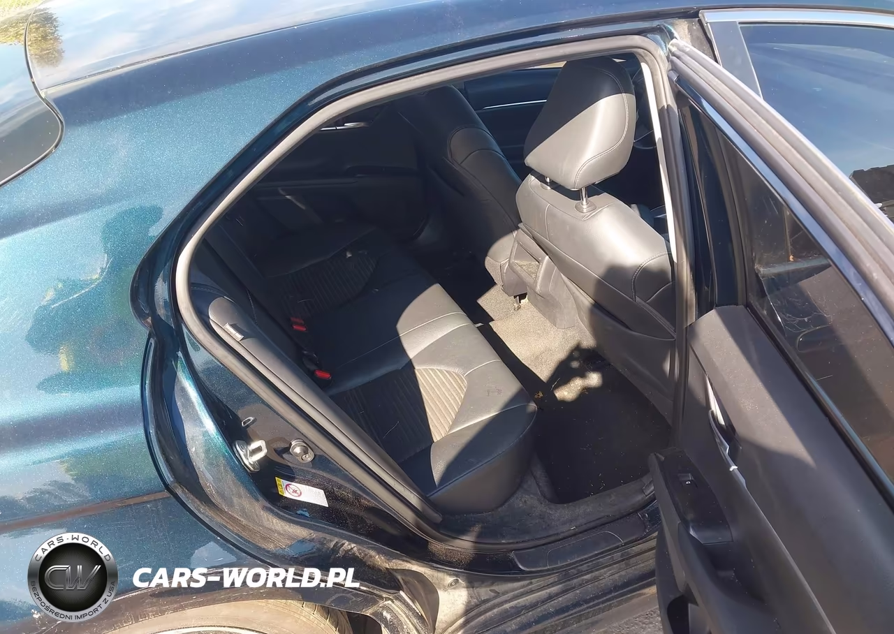 2018 Toyota Camry Se VIN:4T1B11HK6JU529007 - 8