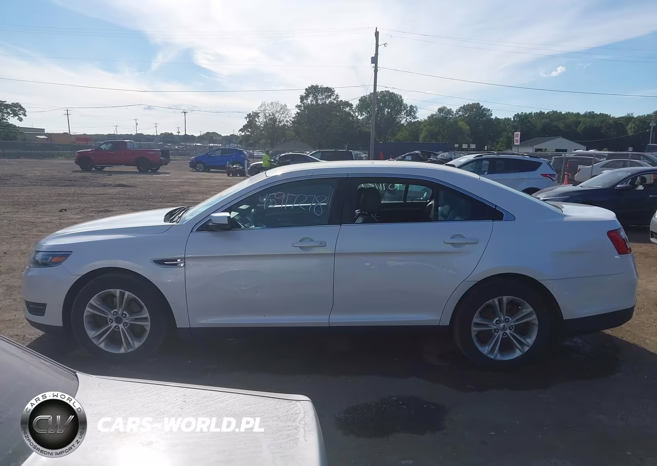 2017 Ford Taurus Sel VIN:1FAHP2E87HG123277 - 14