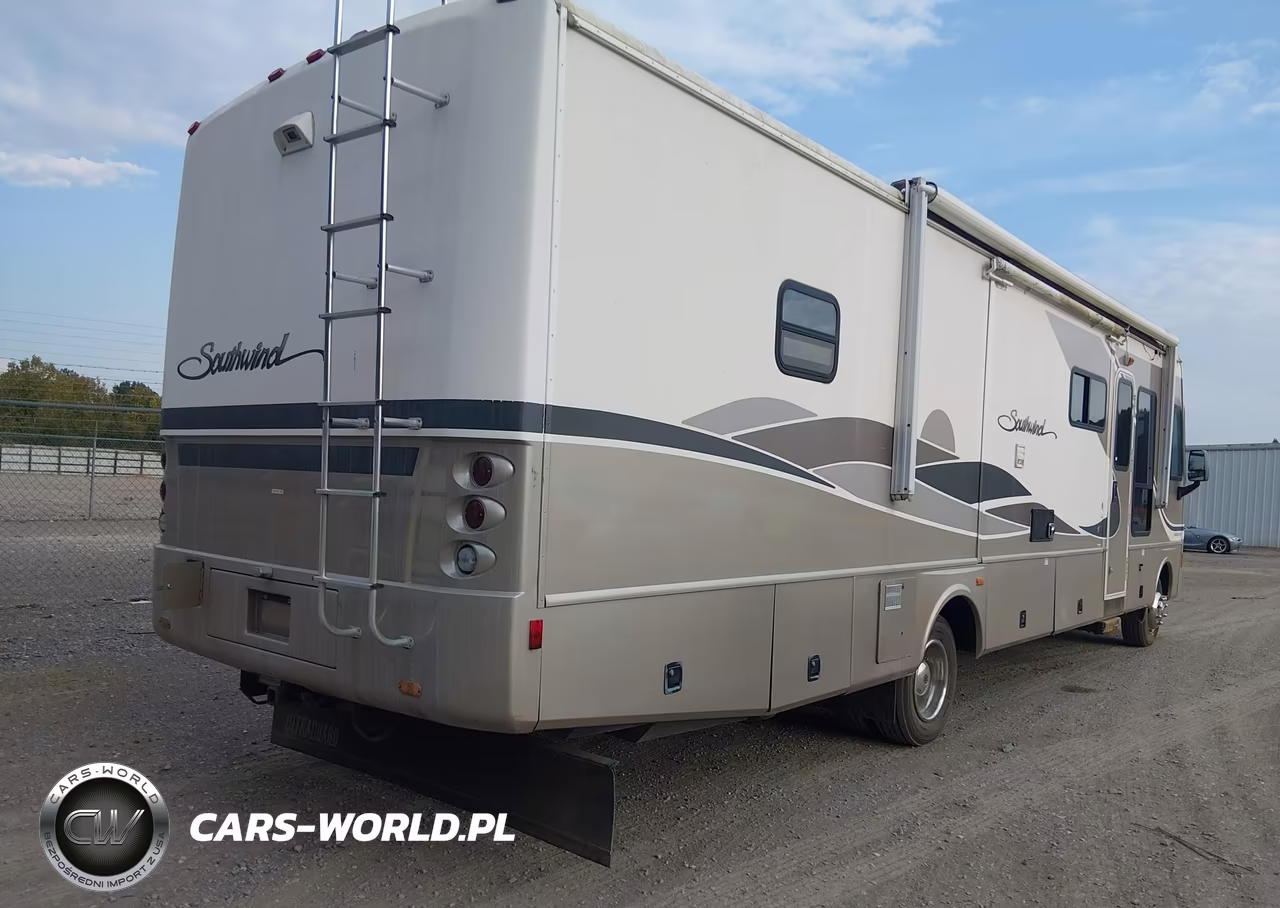 2004 Workhorse Custom Chassis Motorhome Chassis W22 VIN:5B4MP67G843382386 - 4