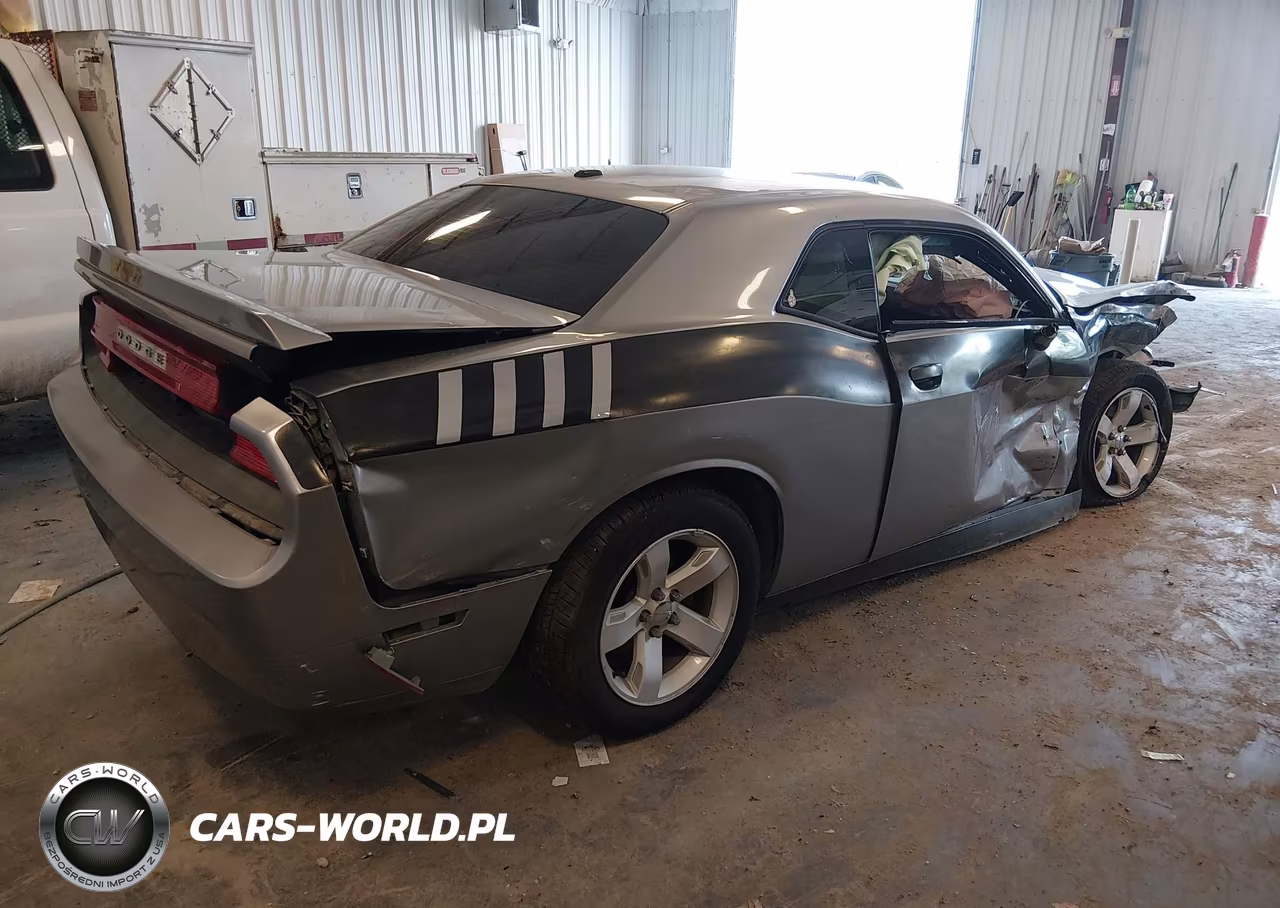 2014 Dodge Challenger Sxt VIN:2C3CDYAG2EH270169 - 4
