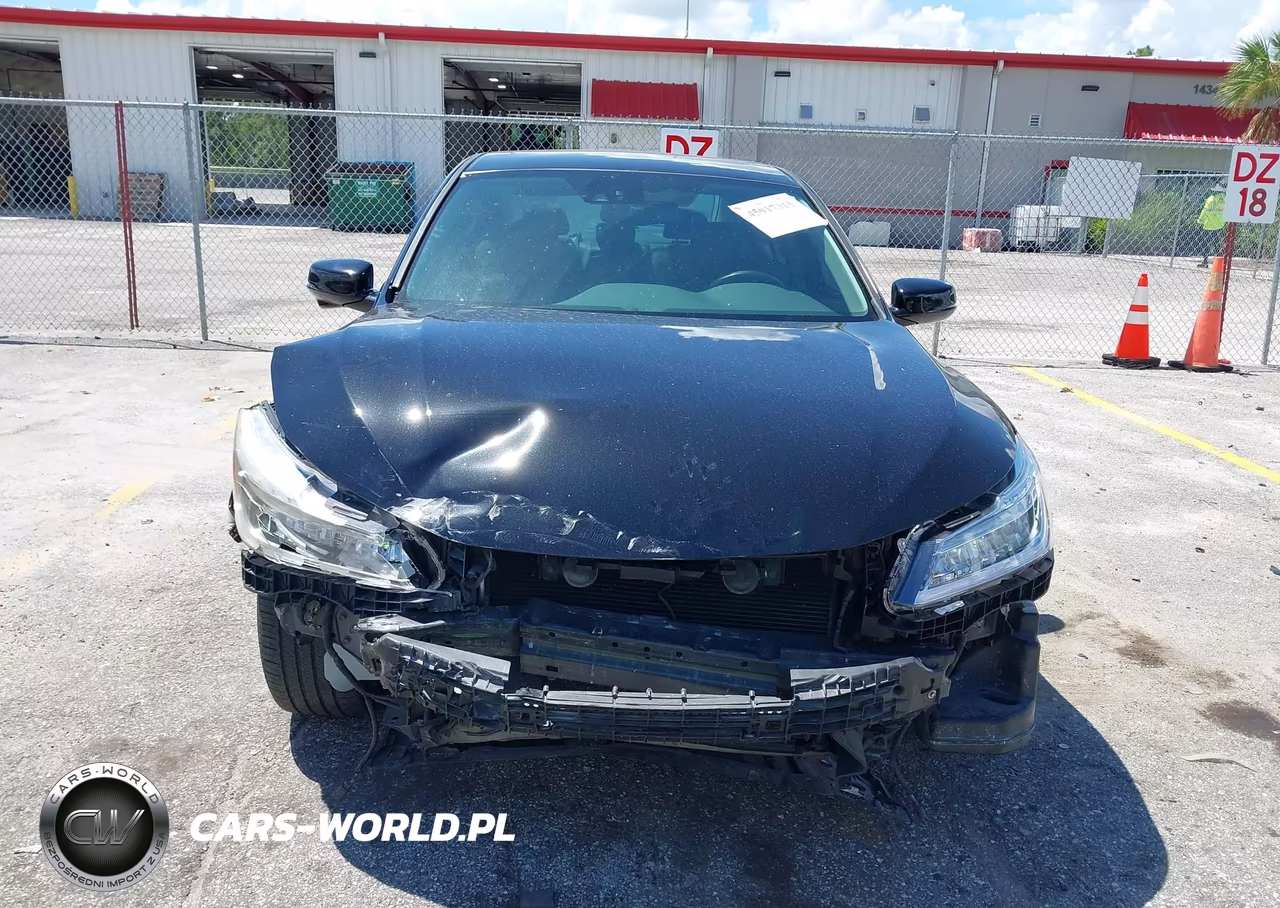 2017 Honda Accord Touring V6 VIN:1HGCR3F92HA040131 - 12