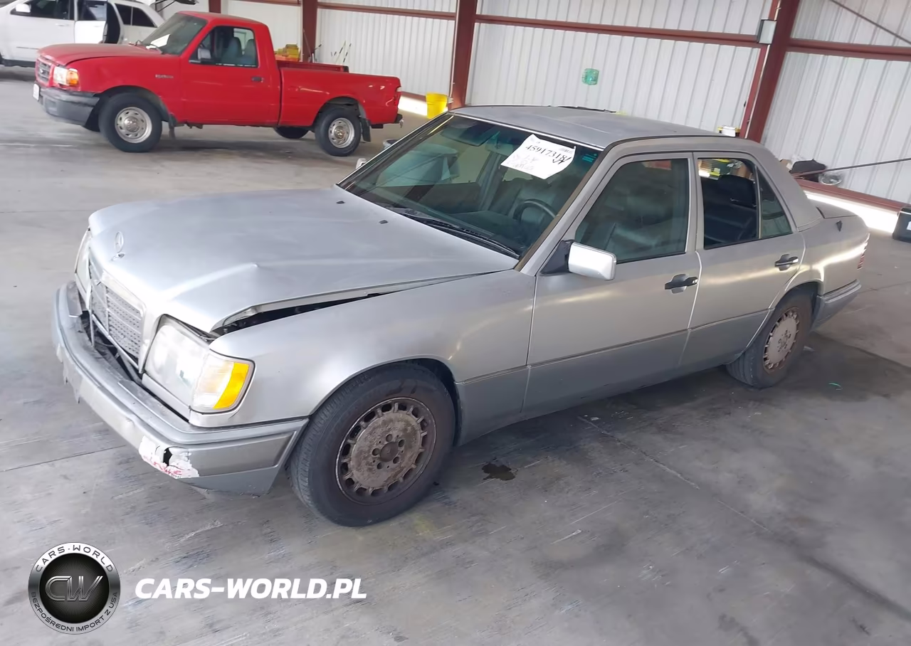1995 Mercedes-Benz E 320 Base-320 Special VIN:WDBEA32E1SC261084 - 2