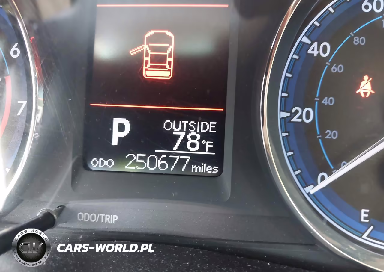 2018 Toyota Corolla Le VIN:2T1BURHE6JC006295 - 16