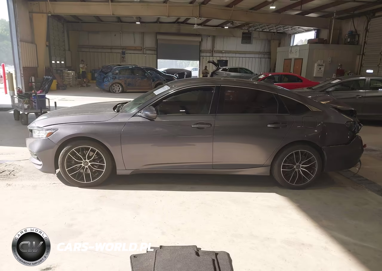 2019 Honda Accord Sport VIN:1HGCV1F31KA137551 - 14