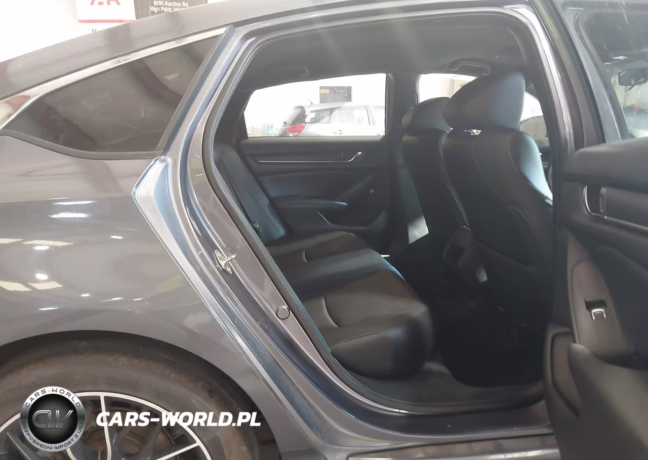 2019 Honda Accord Sport VIN:1HGCV1F31KA137551 - 8