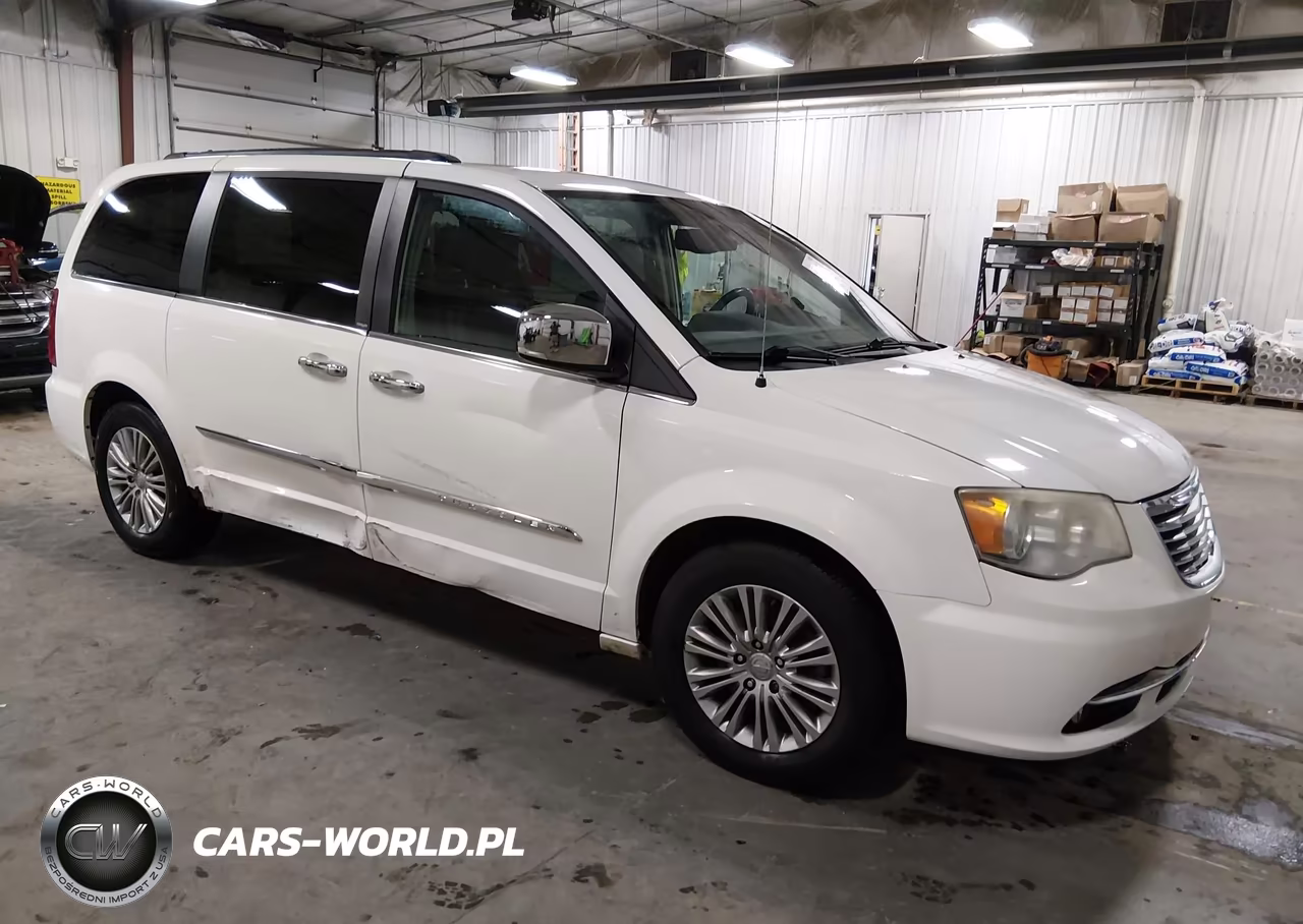 2013 Chrysler Town & Country Touring-L VIN:2C4RC1CG0DR777545 - 1