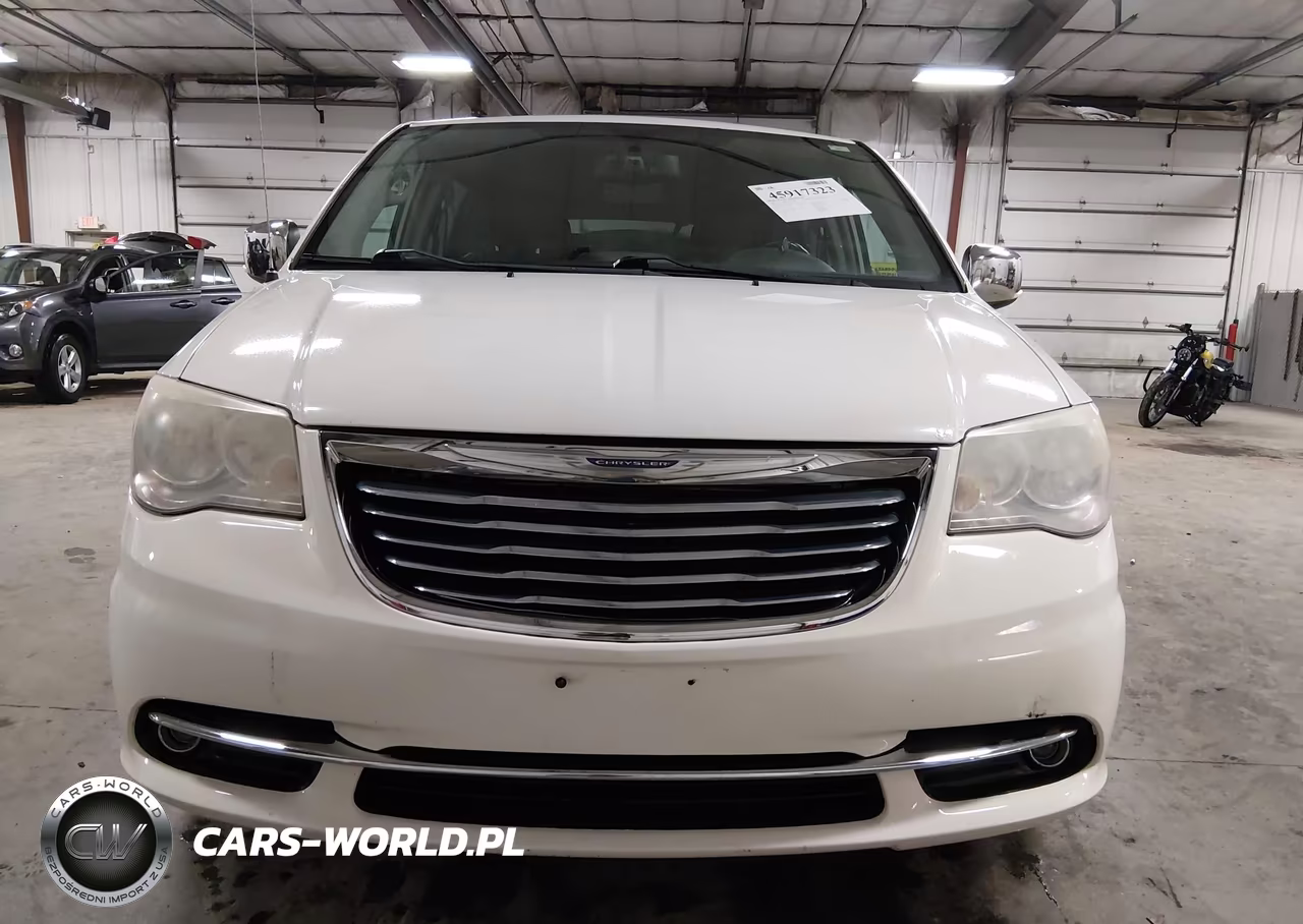 2013 Chrysler Town & Country Touring-L VIN:2C4RC1CG0DR777545 - 13