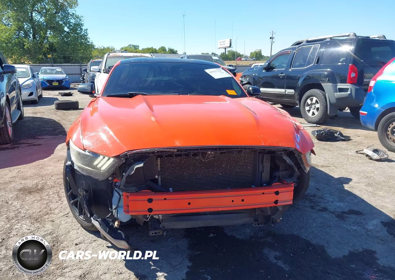 2015 Ford Mustang V6 VIN:1FA6P8AM3F5408371 - 13