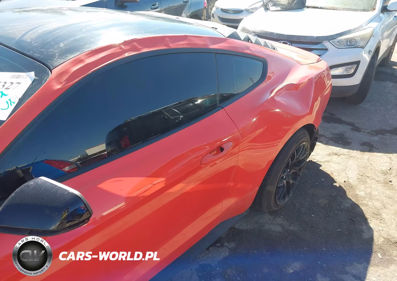 2015 Ford Mustang V6 VIN:1FA6P8AM3F5408371 - 18