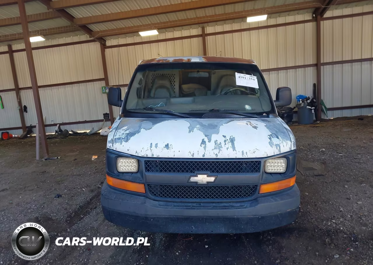 2004 Chevrolet Express VIN:1GCGG25V741127614 - 12