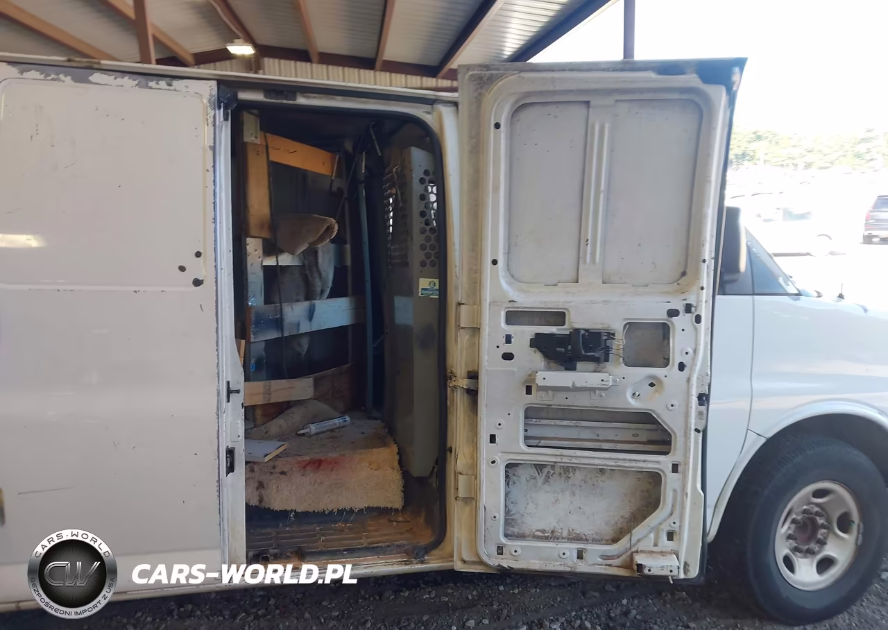 2004 Chevrolet Express VIN:1GCGG25V741127614 - 8